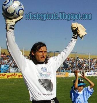 un Arquero: Juan Carlos Olave